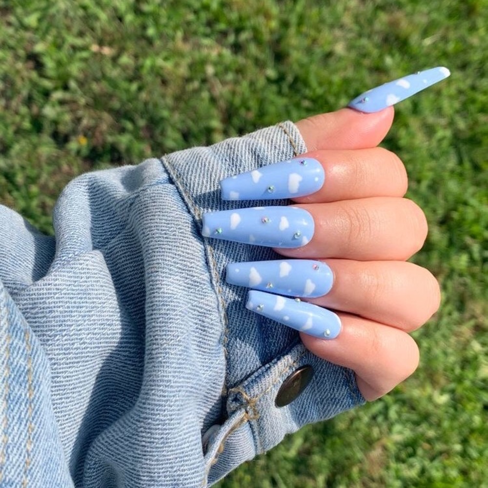 34 piece acrylic nails!
